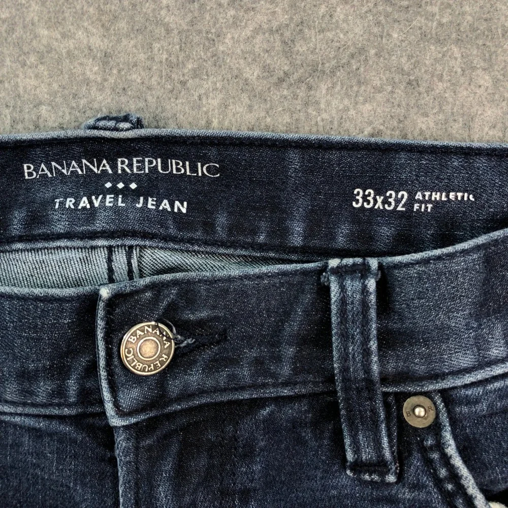 Banana Republic Mens Travel Jean 33x32 (Fits 33x29) Athletic Fit Dark Wash Blue